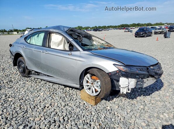 4T1DAACKXTU667782 2026 TOYOTA CAMRY Silver Դիմացի տեսք