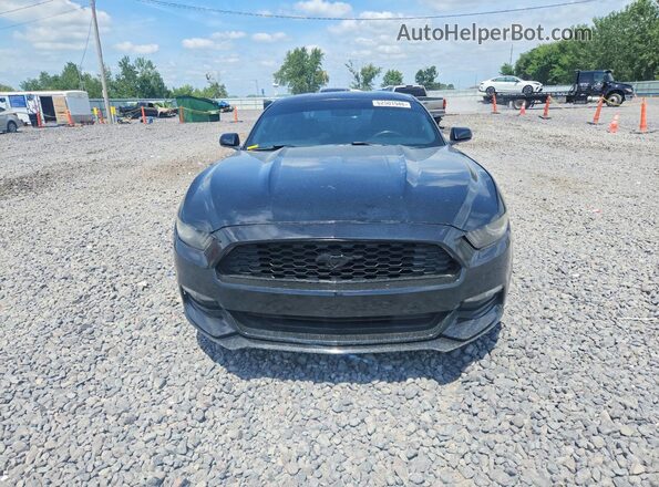 1FA6P8AM9H5276753 2017 FORD MUSTANG Black Widok z tyłu