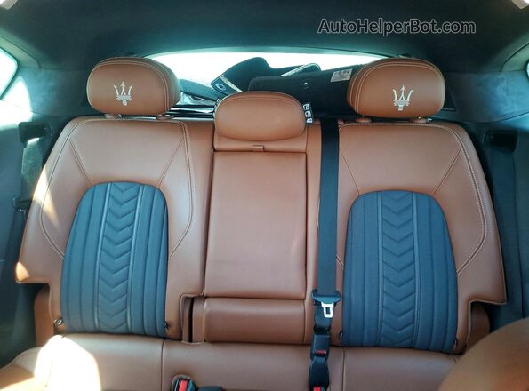 ZN661XUL2HX231231 2017 MASERATI ALL OTHER Blue Вид задньої частини салону