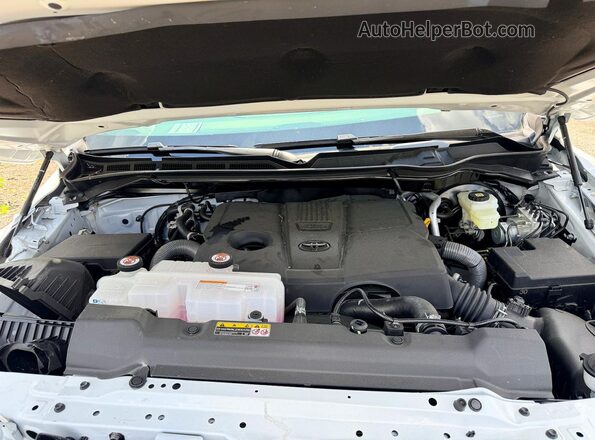 5TFLA5DB4SX324646 2025 TOYOTA TUNDRA White წინა პანელის ხედი