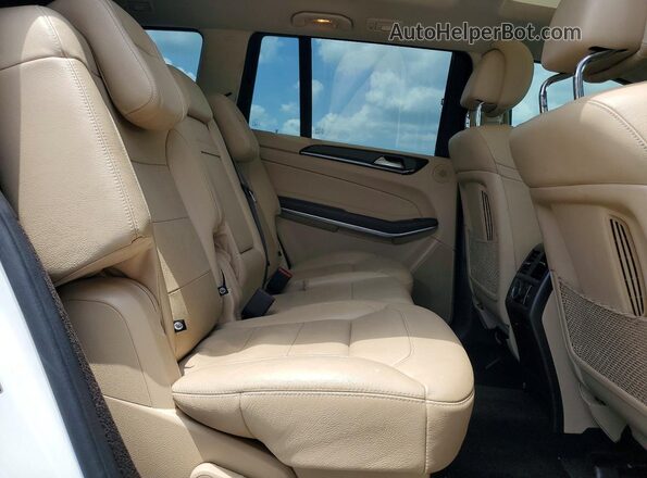 4JGDF7DE8HA797887 2017 MERCEDES-BENZ GLS White Widok komory silnika