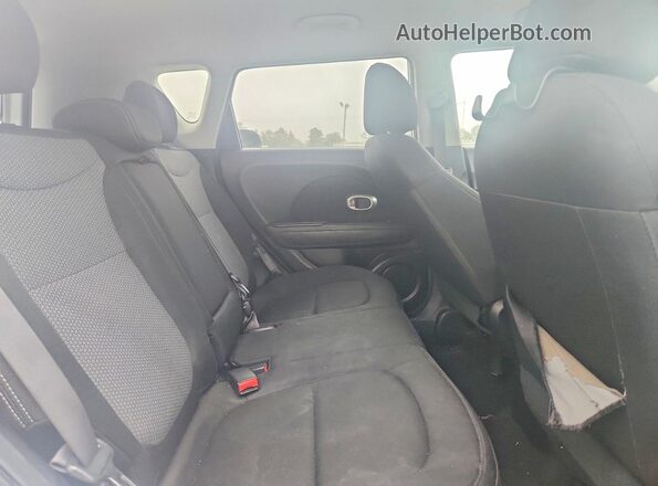 KNDJP3A58J7543200 2018 KIA SOUL Silver Շարժիչի բաժամունքի տեսք