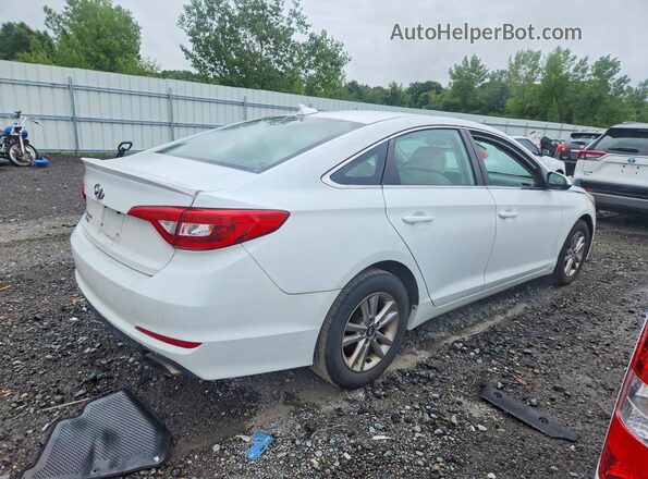 5NPE24AF9HH480712 2017 HYUNDAI SONATA White Przód prawy