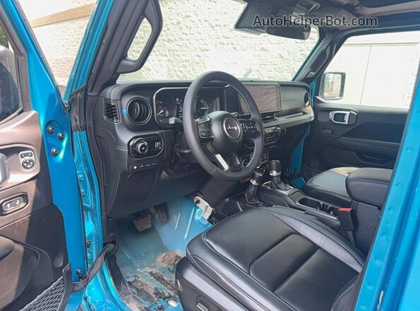 1C4RJXR62RW199292 2024 JEEP WRANGLER Blue Հետևի նստատեղերի տեսք