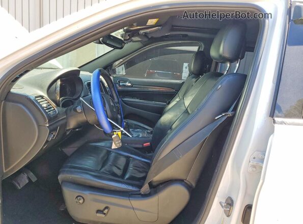 1C4RJFBG3JC236532 2018 JEEP GRAND White Widok deski rozdzielczej