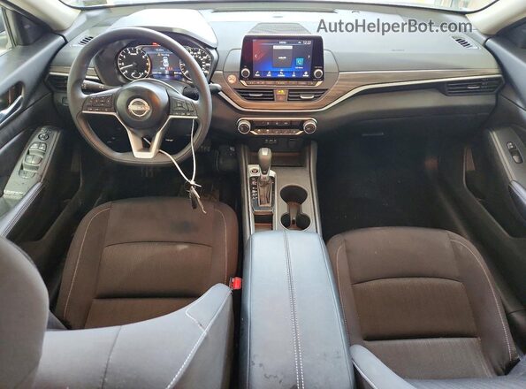 1N4BL4DV3SN366155 2025 NISSAN ALTIMA Серебряный Вид щитка приборов