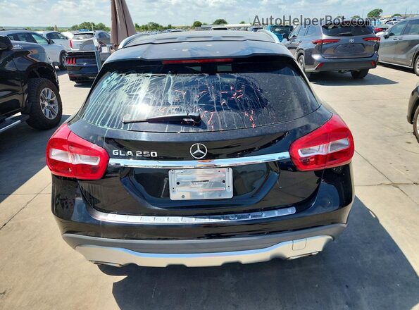 WDCTG4EB7KU005664 2019 MERCEDES-BENZ GLA Black წინა სალონის ხედი
