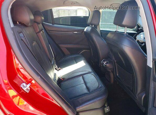 ZASFAKAN3J7B81138 2018 ALFA ROMEO STELVIO Red Շարժիչի բաժամունքի տեսք