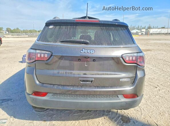 3C4NJCBB5JT256996 2018 JEEP COMPASS Charcoal Widok wnętrza z przodu
