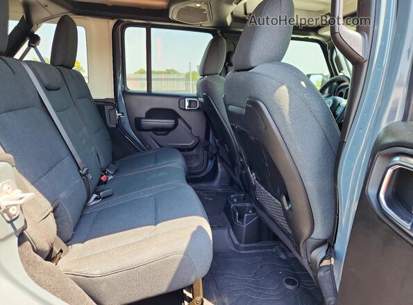 1C4PJXFN2TW165587 2026 JEEP WRANGLER Gray Vista del compartimento del motor
