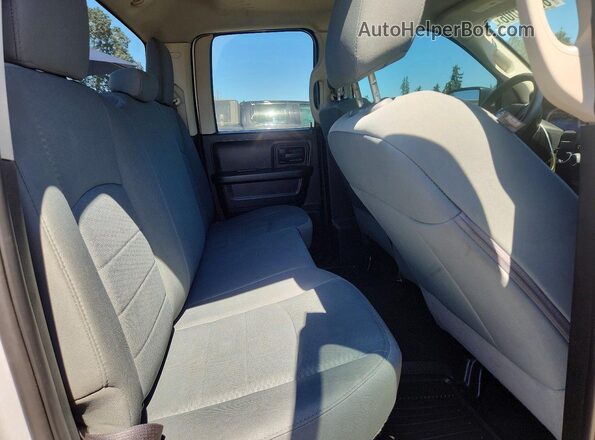1C6RR7FG2KS502145 2019 RAM 1500 Silver Rear interior view