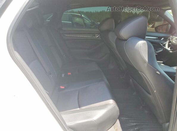 1HGCV2F37KA006484 2019 HONDA ACCORD White Вид задньої частини салону