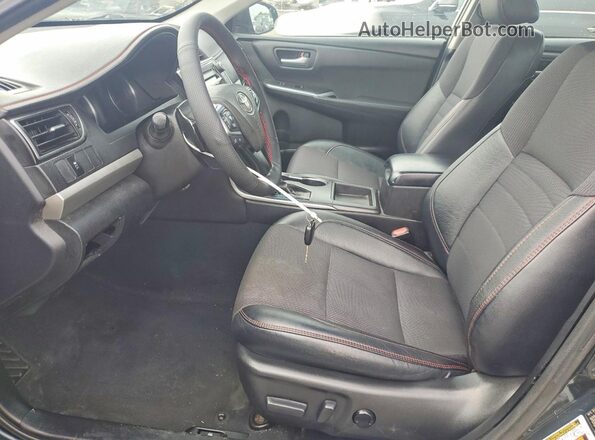 4T1BF1FK0HU408228 2017 TOYOTA CAMRY Charcoal Widok deski rozdzielczej
