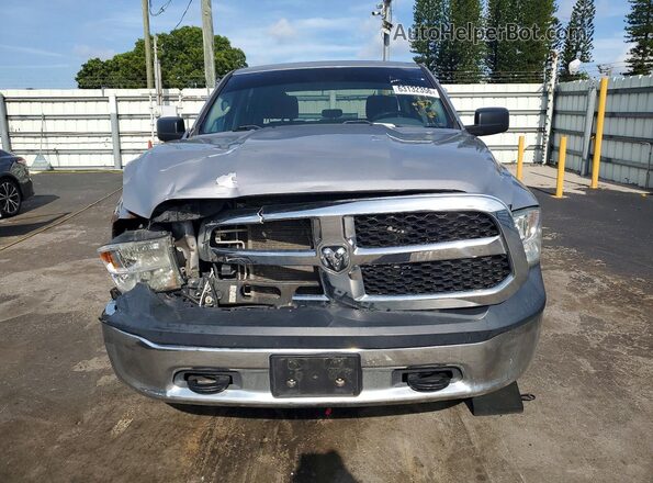 1C6RR7XT2LS153646 2020 RAM 1500 Silver Vista trasera