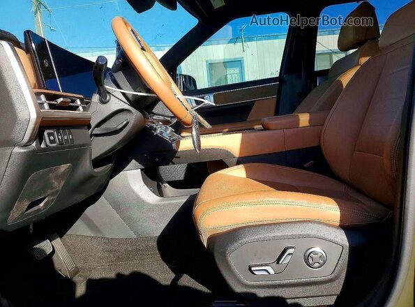 5NMP34G18SH020379 2025 HYUNDAI SANTA Green Dashboard view