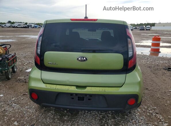 KNDJN2A25J7892627 2018 KIA SOUL Green Vista interior delantera