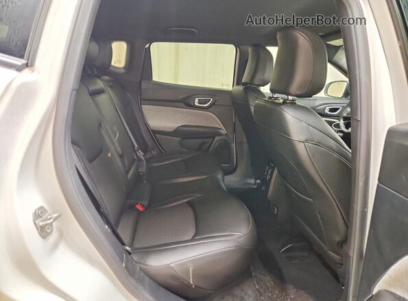 3C4NJDBN1ST598012 2025 JEEP COMPASS White Widok komory silnika