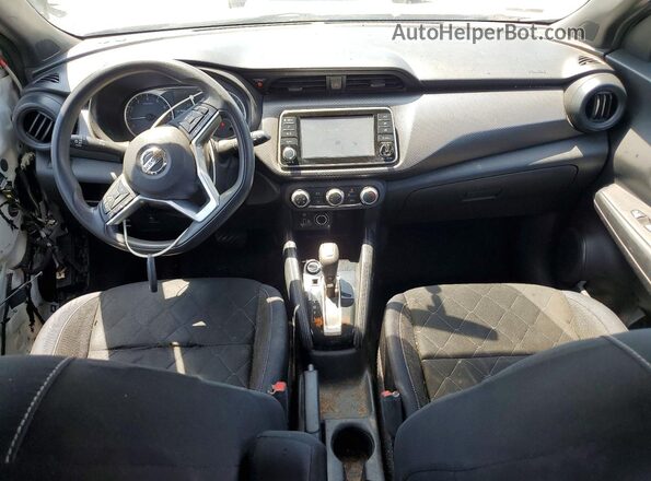 3N1CP5CU2JL530000 2018 NISSAN KICKS White Instrument cluster view