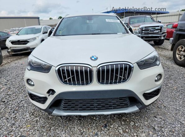 WBXHU7C31J5H42519 2018 BMW X1 White Vista trasera