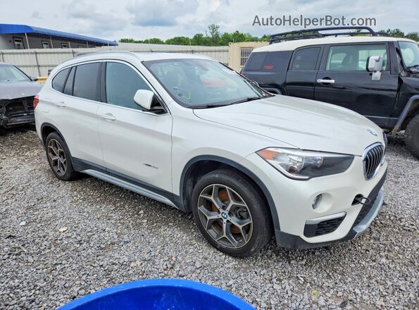 WBXHU7C31J5H42519 2018 BMW X1 White Vista frontal