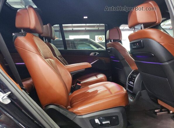 5UXCX4C55KLS37056 2019 BMW X7 Blue ძრავის განყოფილების ხედი
