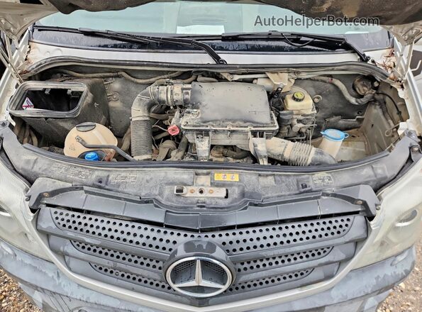 8BRPE8DD6GE122031 2016 MERCEDES-BENZ SPRINTER Silver Widok naklejki z numerem VIN