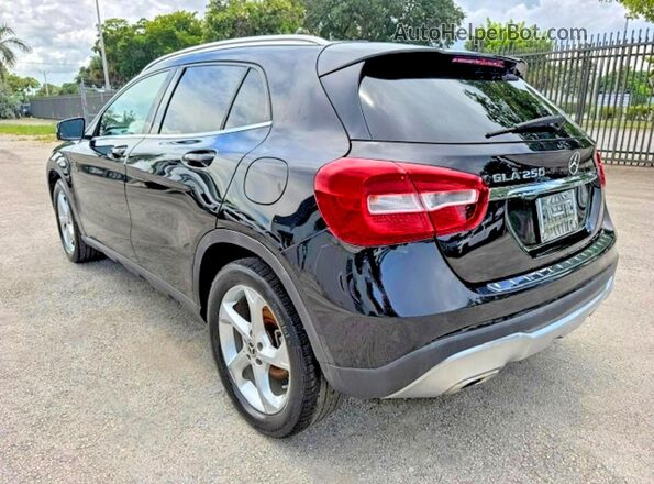 WDCTG4EB7JJ530353 2018 MERCEDES-BENZ GLA-CLASS Black Tył prawy