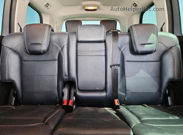 4JGDF7DE4GA672030 2016 MERCEDES-BENZ GL-CLASS Silver Rear interior view