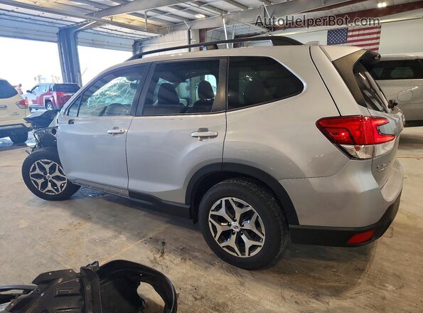JF2SKAGC8LH467182 2020 SUBARU FORESTER Silver Задня права чверть