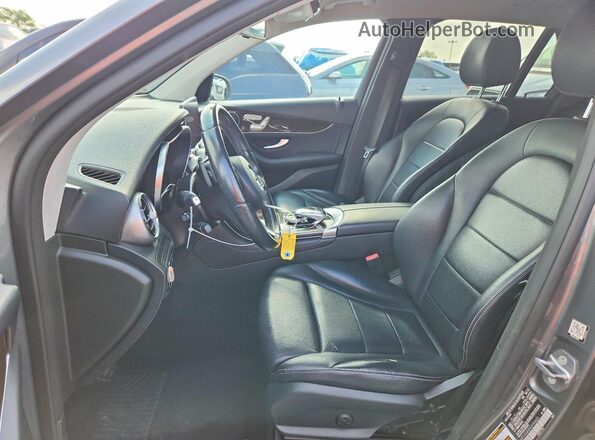 WDC0G4KB9GF092602 2016 MERCEDES-BENZ GLC-CLASS Gray Dashboard view