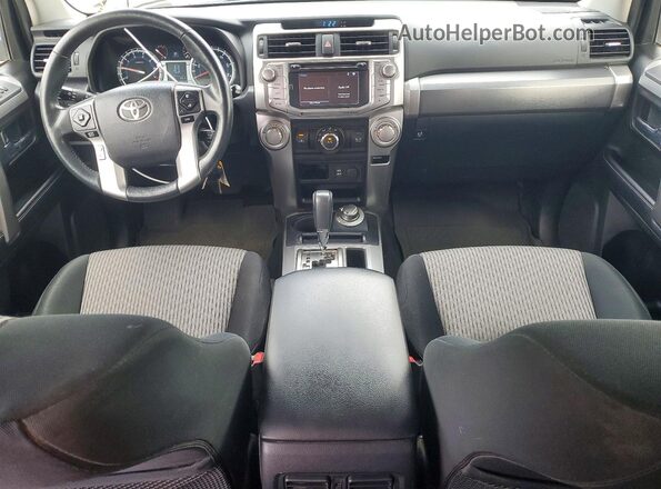 JTEBU5JR8J5489139 2018 TOYOTA 4RUNNER Серый Вид щитка приборов
