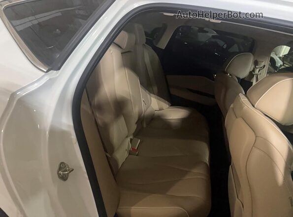19UUB6F62MA001579 2021 ACURA TLX White Սալոնի դիմացի տեսք