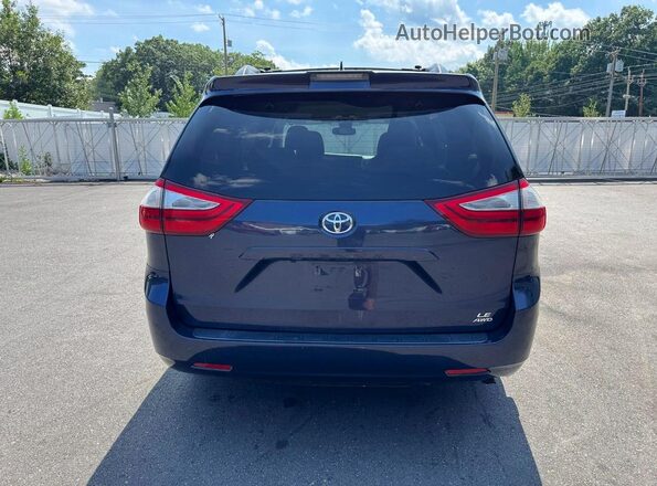 5TDJZ3DC1JS189479 2018 TOYOTA SIENNA Синий Вид салона спереди