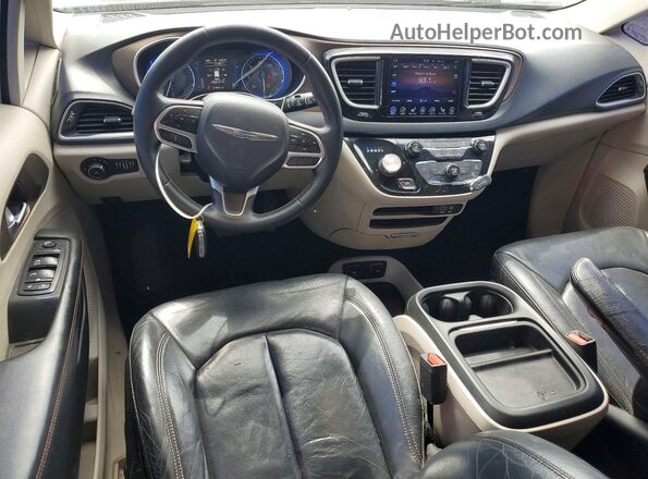 2C4RC1BG5HR739302 2017 CHRYSLER PACIFICA White Սարքավորումների վահանակի տեսք
