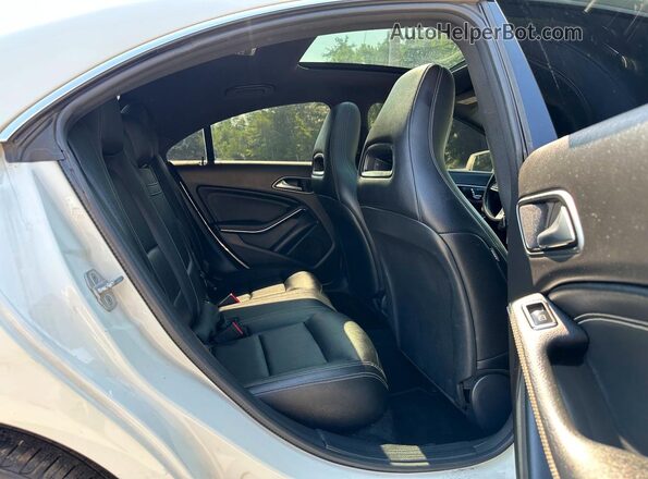 WDDSJ4GB6JN561771 2018 MERCEDES-BENZ CLA-CLASS White წინა პანელის ხედი