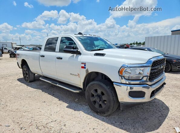 3C6UR5HJXNG147244 2022 RAM 2500 Белый Вид спереди