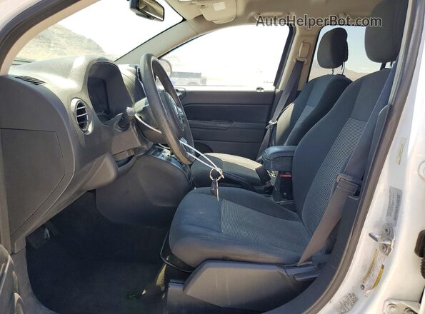 1C4NJDBB6GD719104 2016 JEEP COMPASS White Widok deski rozdzielczej