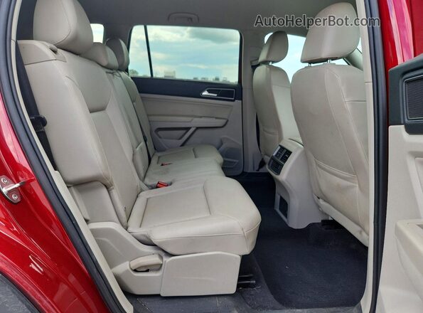 1V2LR2CA8JC510050 2018 VOLKSWAGEN ATLAS Red Vista del compartimento del motor