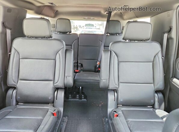 1GKS2JKL7NR205354 2022 GMC YUKON Black Rear interior view