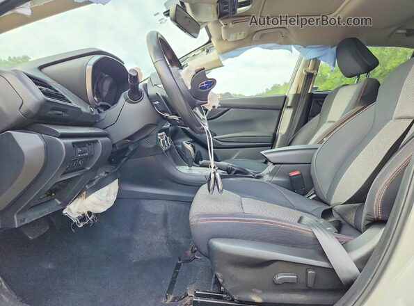 JF2GTAEC6M8307695 2021 SUBARU CROSSTREK White Vista del salpicadero