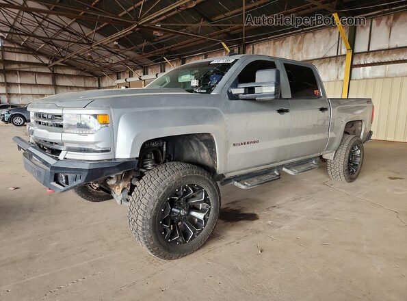 3GCUKSEC8JG176074 2018 CHEVROLET SILVERADO Серебряный Задняя левая четверть