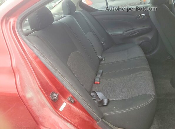 3N1CN7AP4HL896887 2017 NISSAN VERSA Красный Вид задней части салона