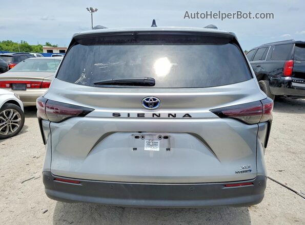5TDJRKEC7RS217788 2024 TOYOTA SIENNA Silver Vista interior delantera