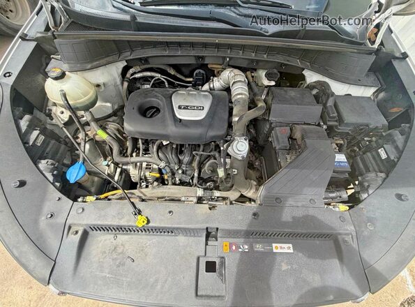 KM8J33A29JU745736 2018 HYUNDAI TUCSON White Вид панелі приладів