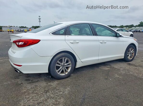 5NPE24AF8GH353044 2016 HYUNDAI SONATA Белый Передняя правая четверть