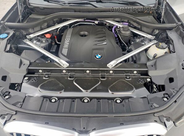 5UX13EU02R9S54075 2024 BMW X5 Серый Вид наклейки с VIN-кодом