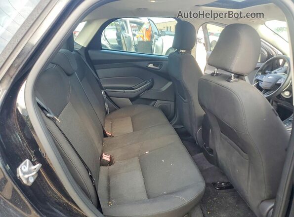 1FADP3FE2GL300560 2016 FORD FOCUS Black Rear interior view