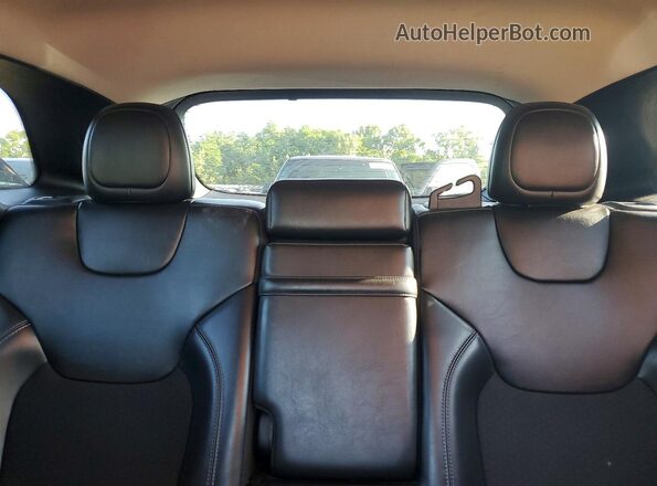 1C4PJMLX7KD372796 2019 JEEP CHEROKEE Silver Vista interior trasera