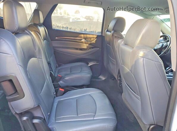 5GAERBKW5JJ122102 2018 BUICK ENCLAVE White Vista interior trasera
