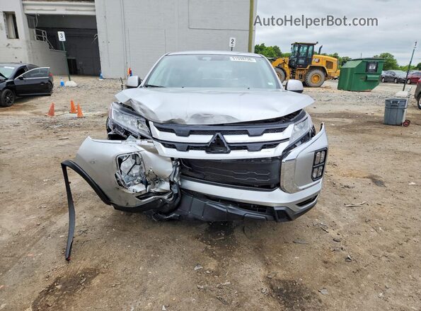 JA4ARUAU3SU000356 2025 MITSUBISHI OUTLANDER Silver Вид ззаду